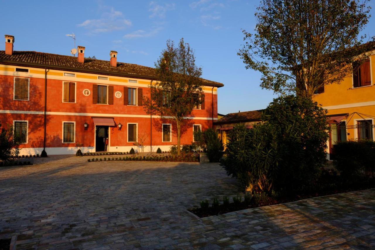 Agriturismo Corte Palazzo Marcaria Bagian luar foto